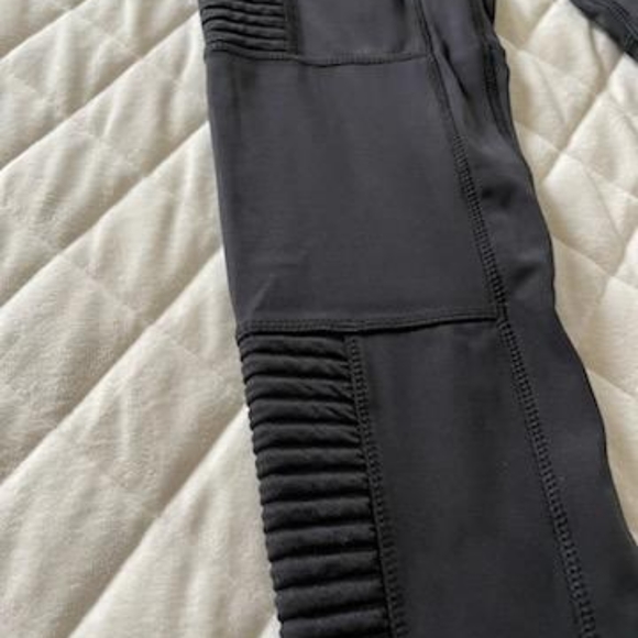 Womens Fabletics Moto Legging - Picture 6 of 9
